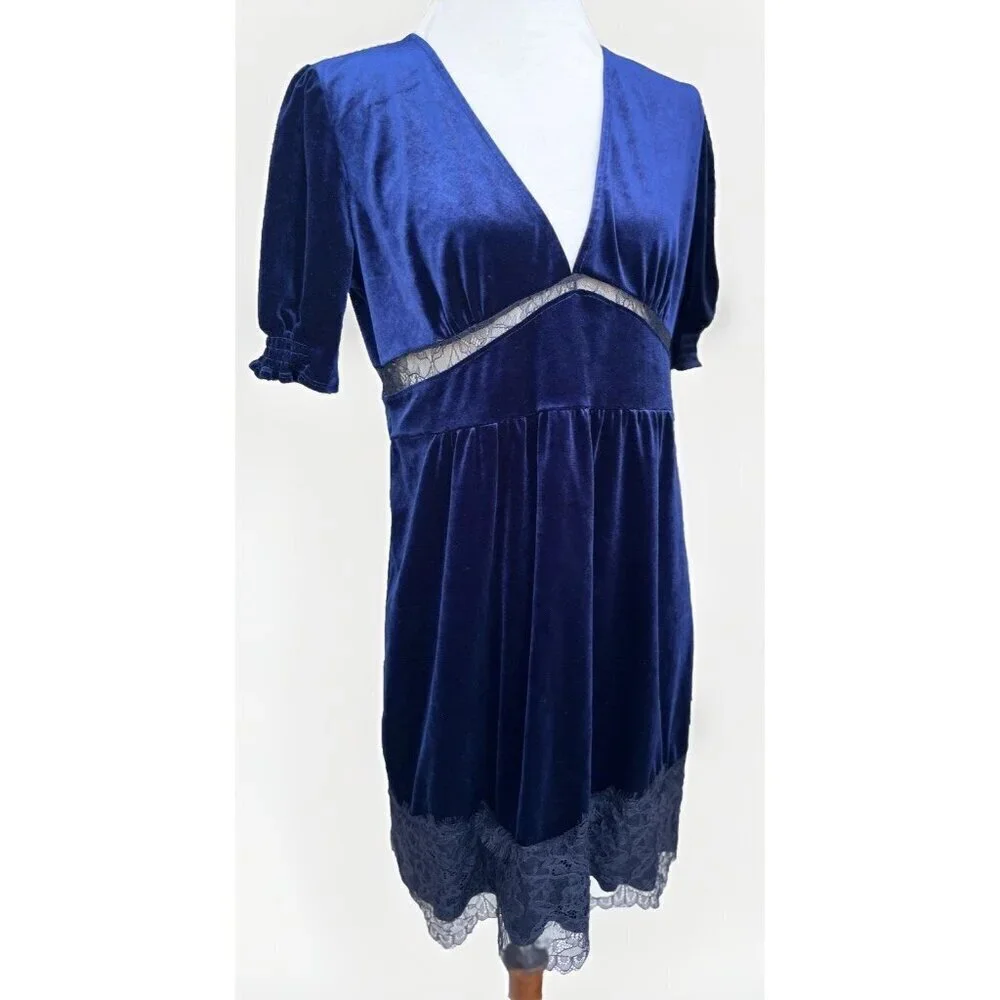 Topshop Women Velvet Lace Trim Short Sleeve Mini Dress Size 10 US - Picture 9 of 13